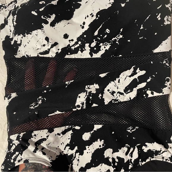 CARMEN MARC VALK
SWIMWEAR - Picture 6 of 8